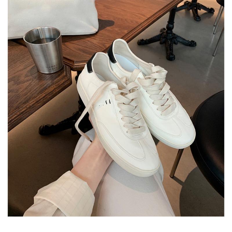 Cowhide version of old leather round head flat bottom sports and leisure shoes children's board shoes lace-up versatile white shoes