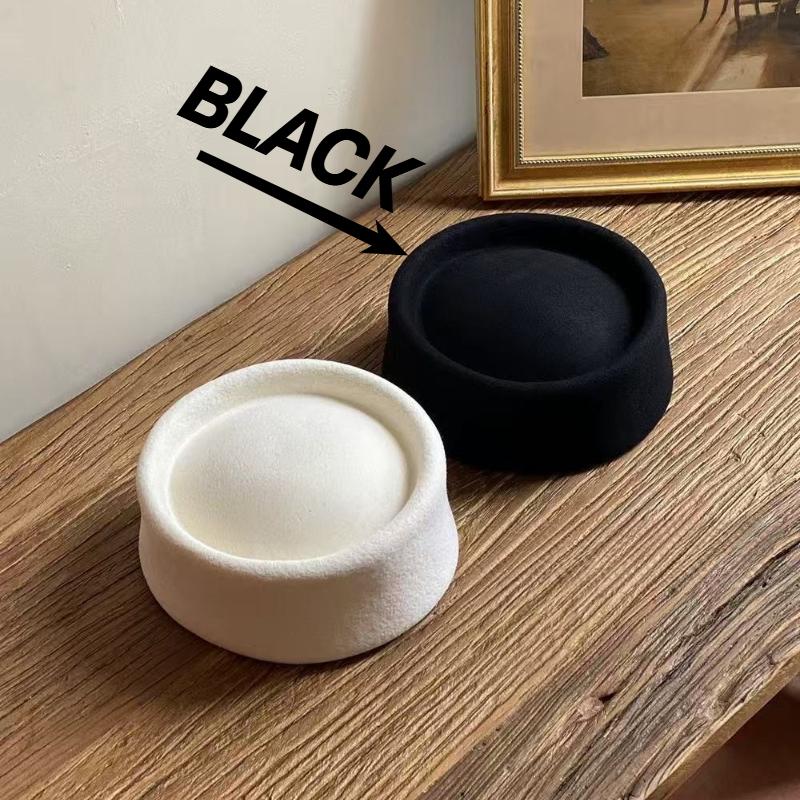 

100% Wool Women Felt Berets Hat Vintage Hard Top Concave Top Fedoras Hats Wedding Fascinator Wedding Cocktail Party Pillbox Cap 56-58cm чорний