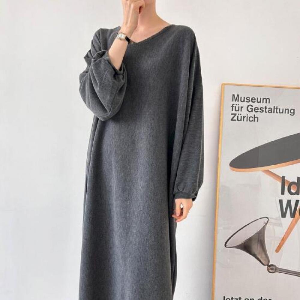 New ArriVals Open Run Women Long V Neck Dress With Side Slit