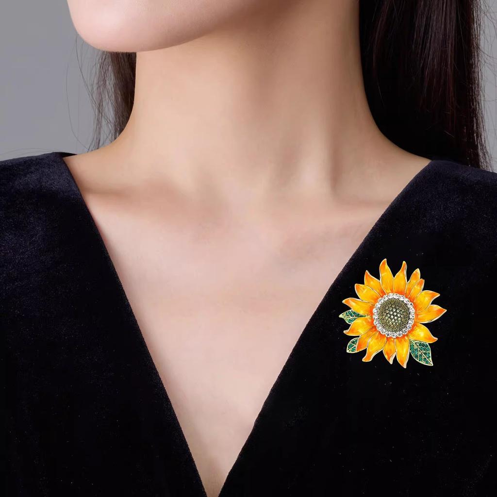 Daybreak Kwai High-end Women's Fashion Oil-drip Sunflower Light Luxury Accessories Brooch