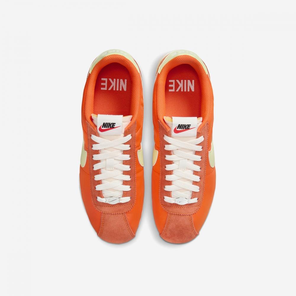 Nike Women S Nike Cortez Txt Cr Hj9612 800