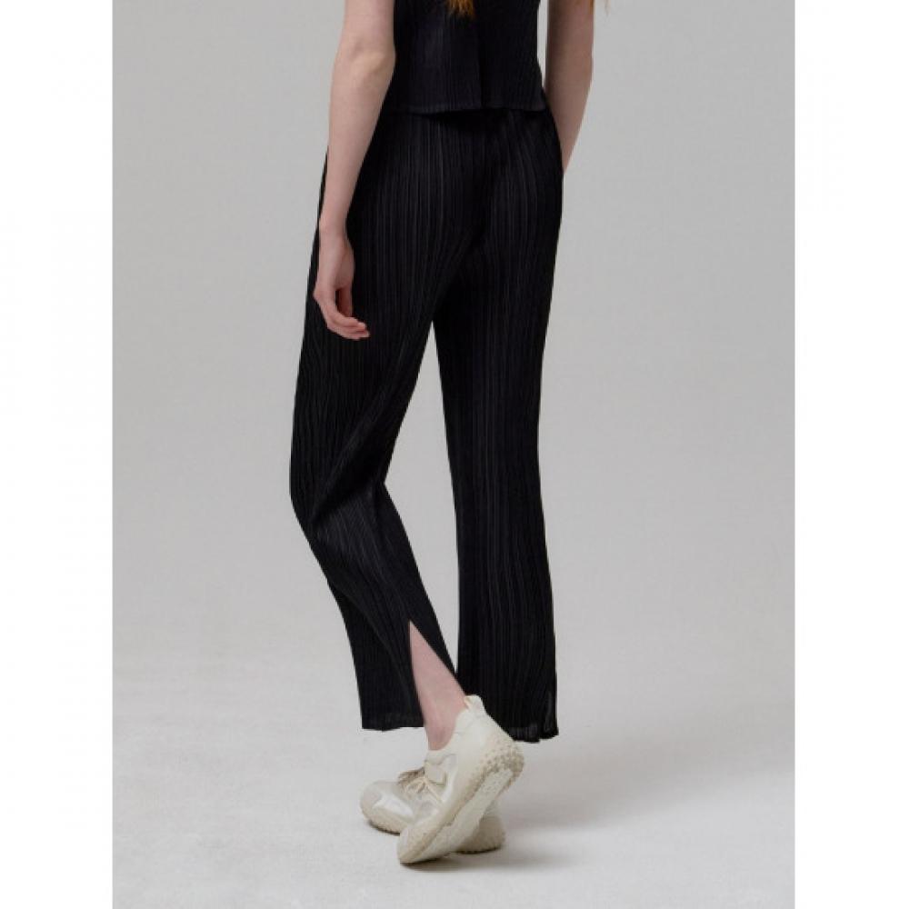 Lapli Semi Bootcut Pleated Pants Apptm126014