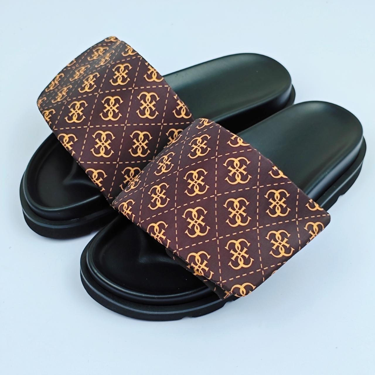 

Женские толстоподошвенные шлепанцы на одной лямке в европейском и американском стиле с принтом из букв для ношения на улице 40 абрикосовый