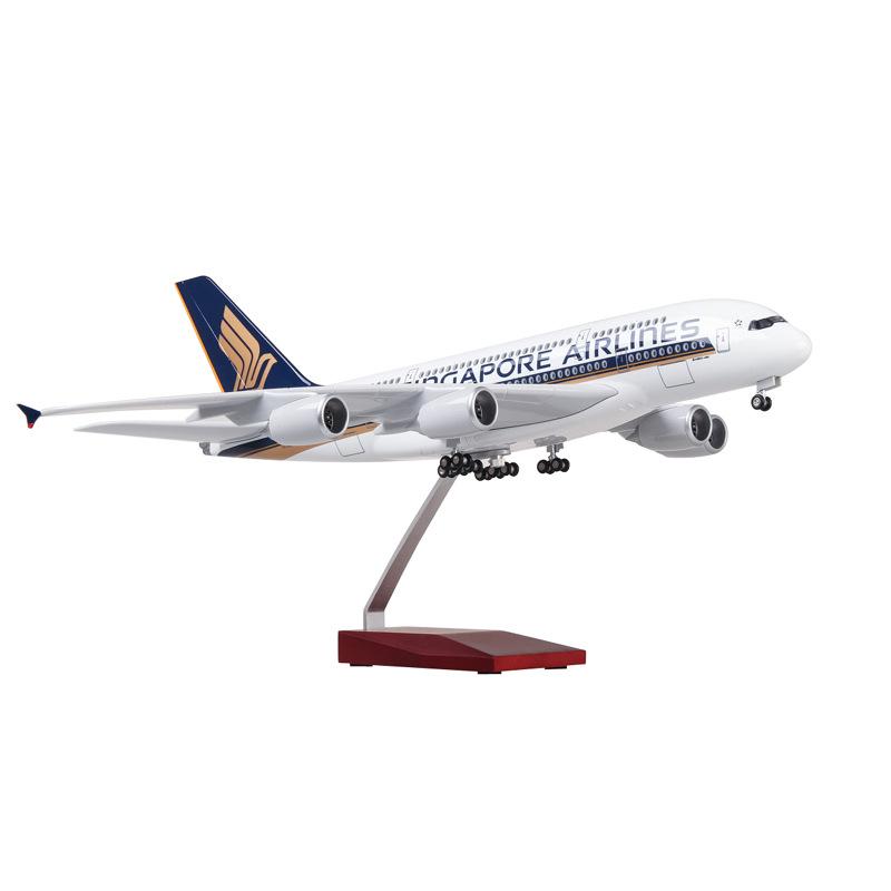1/160 Scale 47CM A380 Singapore Airlines Aircraft Model Decoration Lightweight Die-cast Resin Model Airplane with Wheels Aviatio