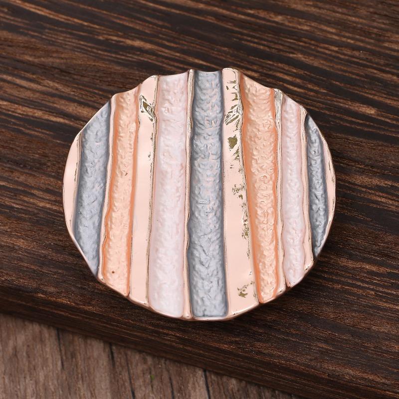 Heiß verkaufende emailierte geometrische Blume magnetische Brosche, modische kreative Blumenbrosche für Damen