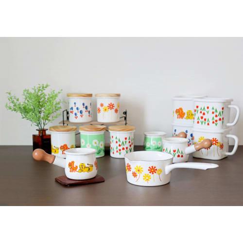 Tamahashi Storage Container, Square Pot, Enamel, 1450ml, Induction and Gas Compatible, Made In Japan, Aderia Retro, White, Collec ADR-33