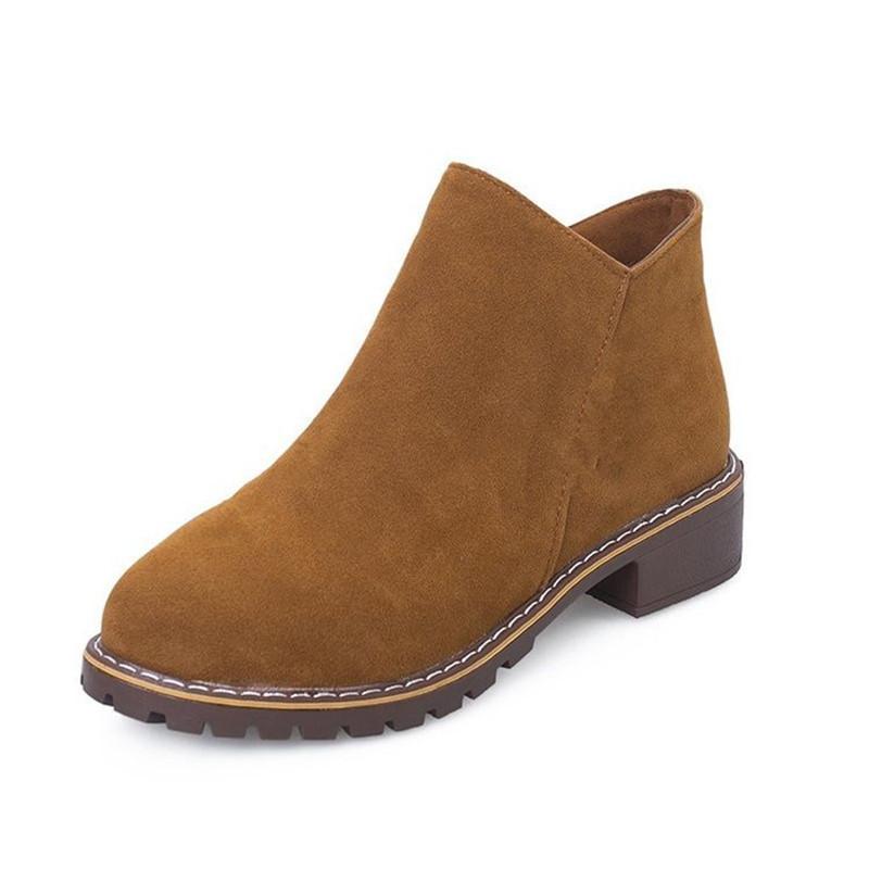 Autumn and Winter Footwear Comfortable Women's Shoes and Boots with Low Square Heels and Large Size Short Tube
