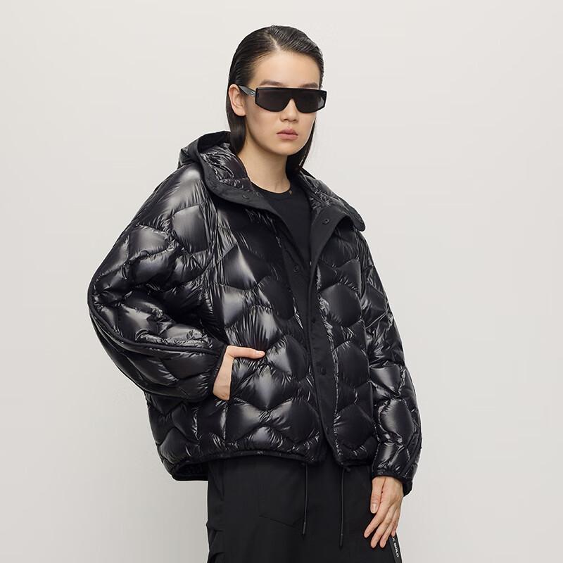 GoFun Black Gold 5.0 Gourd Design Women's Short Goose Down Jacket