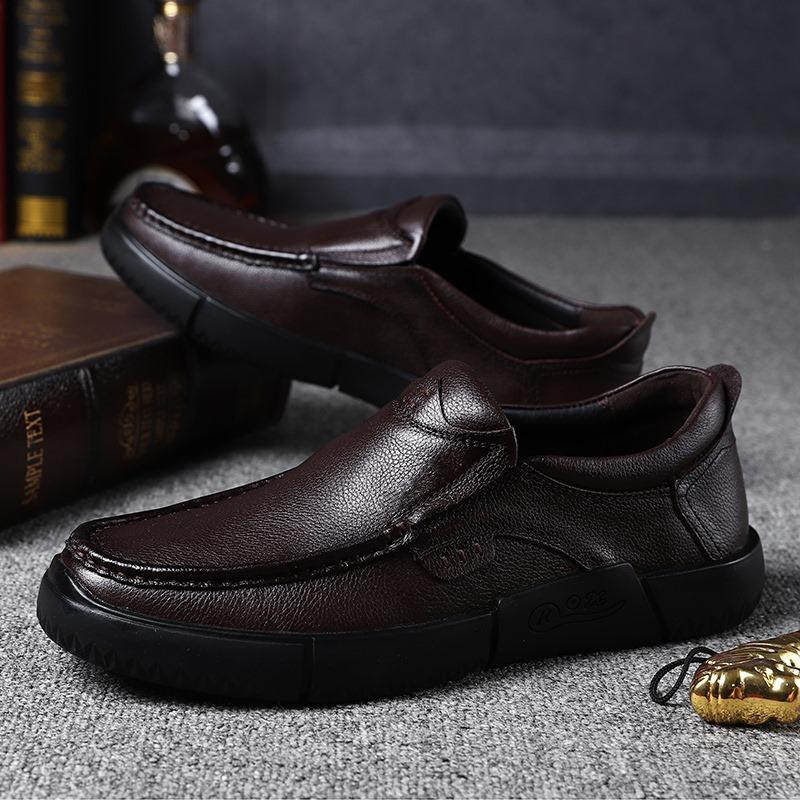 Fashion Comfortable Men's Genuine Leather Loafers Soft-Soled Slip-On Flats Versatile Casual Business Shoes Formal Leather Business Shoes