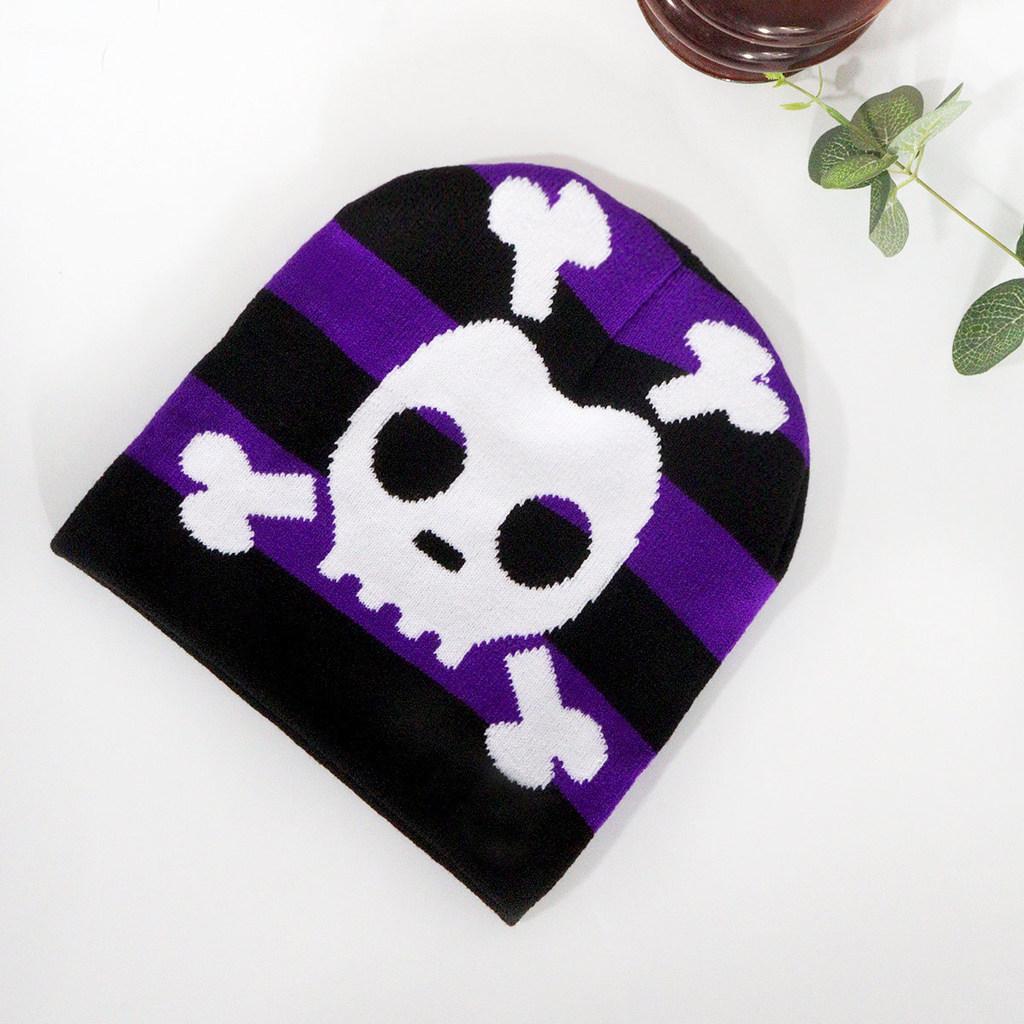 Fashion Color Blocked Striped Skull Pattern Neutral Casual Warm Knitted Hat For Streetwear And Hiphop Fans