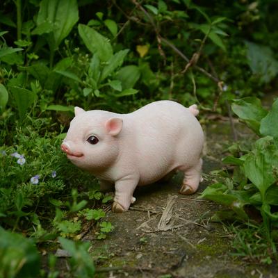 Animal Garden Statue, Cute Pig Funny Outdoor Sculpture, Resin Lawn Ornaments Decor, Indoor OutdoorFigurines For Garden Lawn