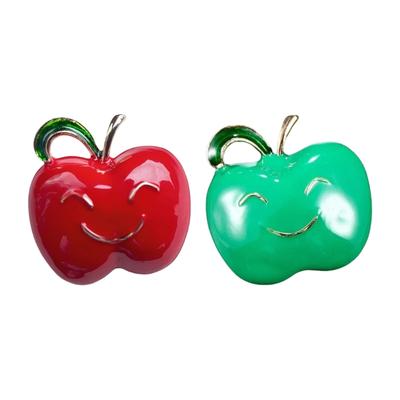 Spilla alla moda a forma di frutto Spilla versatile con design di frutta Spilla per abbigliamento per sicurezza e miglioramento elegante dell'outfit