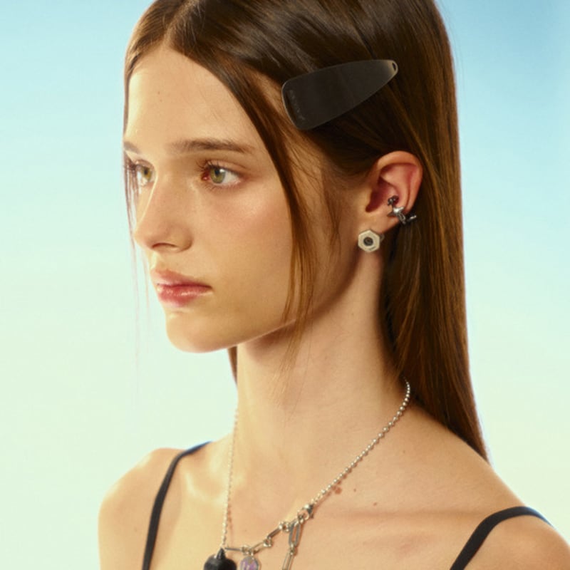 SENTIMENTS NO.515 [BLACK SATIN] SLEEK TRIANGLE HAIR pin