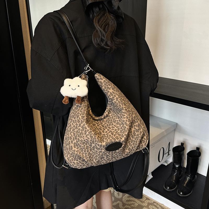 Vintage Backpack Women'S Large-Capacity Leopard Print Tote Bag Commuter Shoulder Bag To Work
