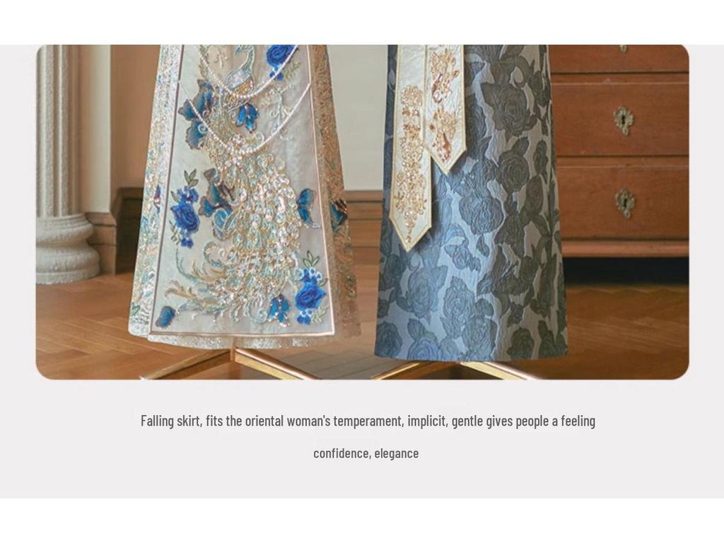 Champagne Xiuhe Wedding Dress: 2025 Luxury Chinese Qipao for Toast and Outings