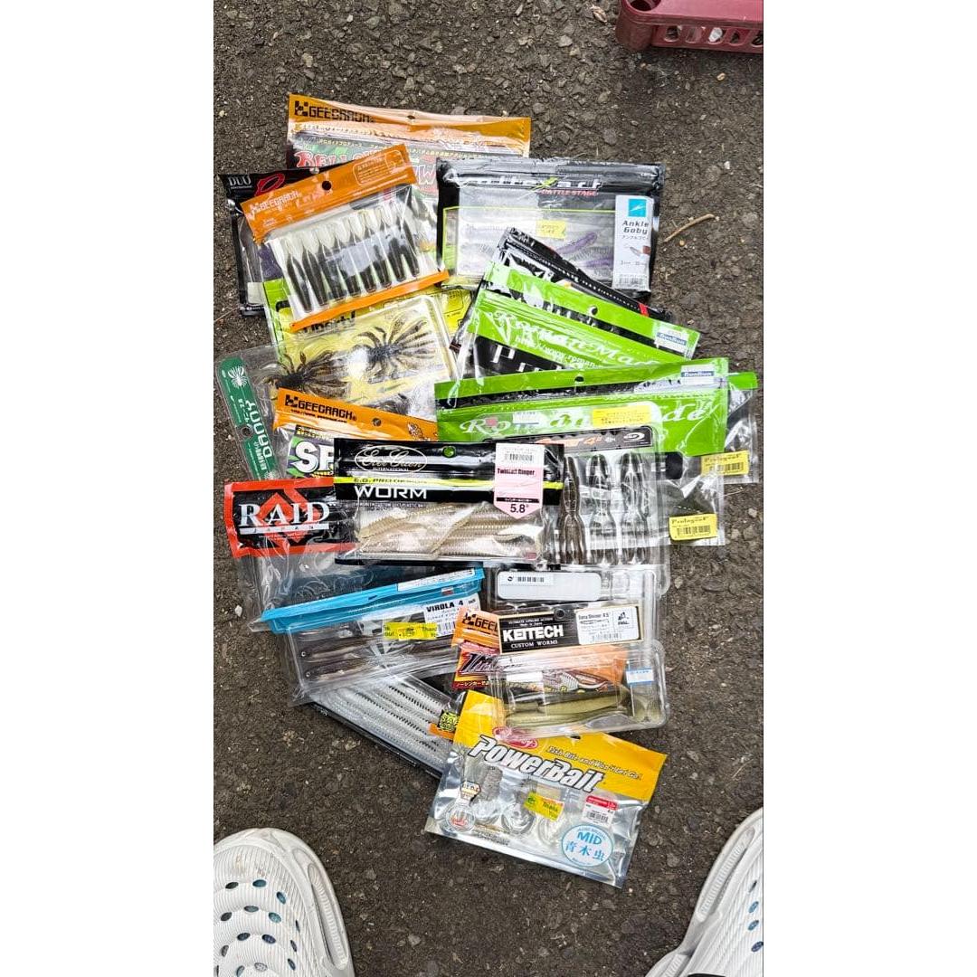 Used Bass fishing worms sold in bulk with discounts negotiable for bulk sets.