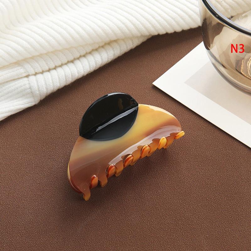 

Elegant Vintage French Hair Clip Two-Tone With Wood Grain & Marbled Design Perfect For Casual Daily Dressing Cute Hair Clips