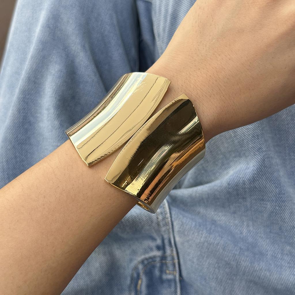 Ingemark 6 Styles Tendance Punk Asymétrique Lisse Bracelets à Ressort Mode Féminine Déclaration Large Manchette Bracelet Steampunk Bijoux Hommes