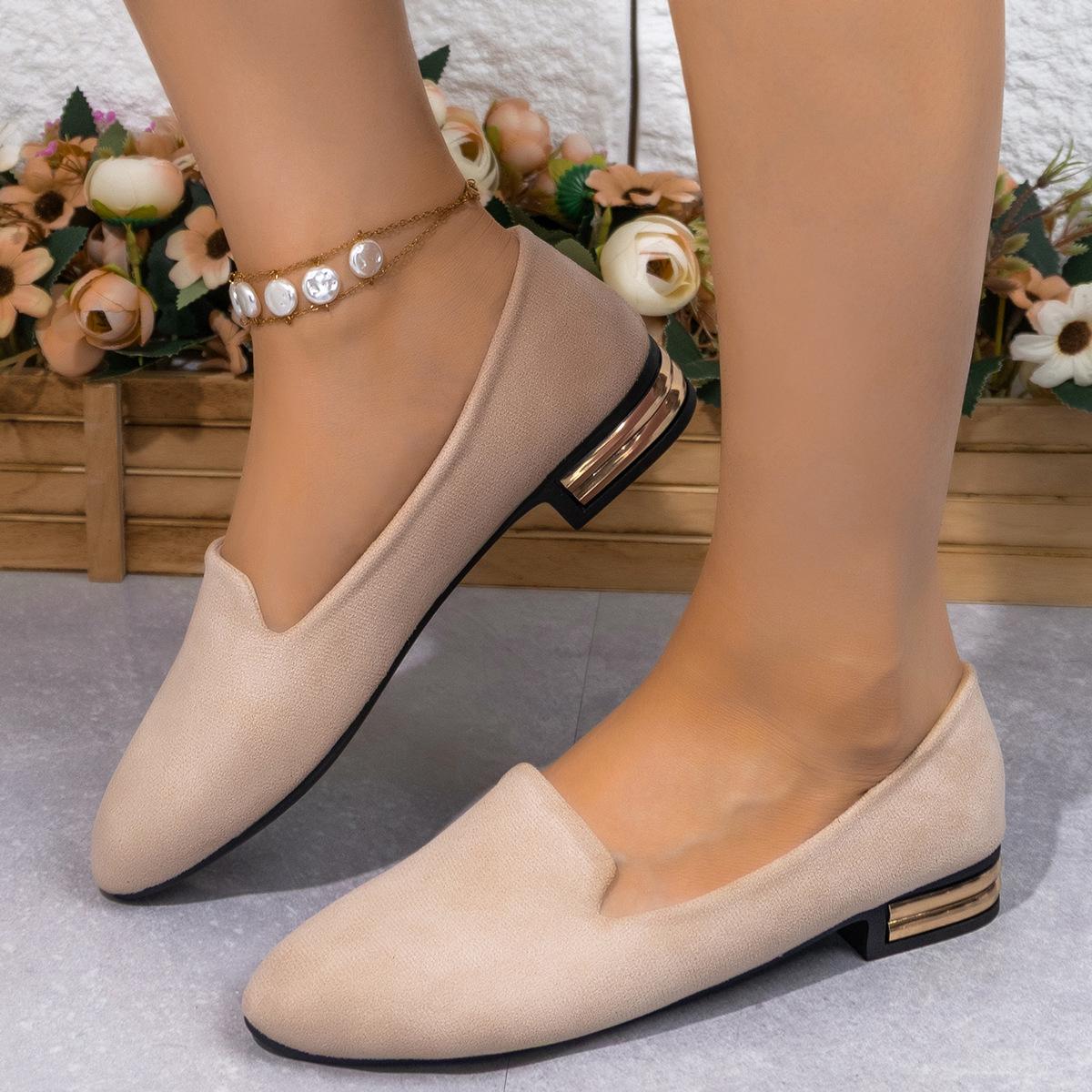 

Весна и осень 2025 Новые однотонные замшевые женские туфли на низком каблуке с открытым подъемом, повседневные туфли для мам среднего возраста, большой размер 43 43 хаки