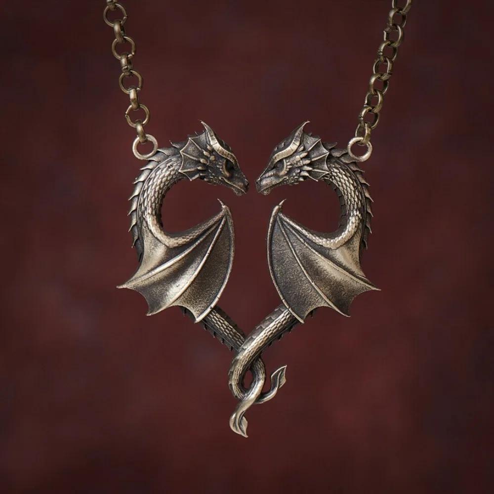 Retro Personality Two Flying Dragon Entwined Heart Shape Pendant Necklace for Women Men Couple Symbolizing Love Jewelry Gifts