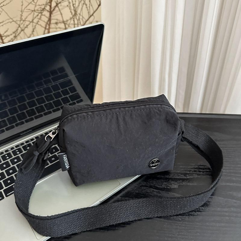 Today's Popular Fashion Casual Bag Summer New Versatile Solid Color Simple Shoulder Messenger Bag