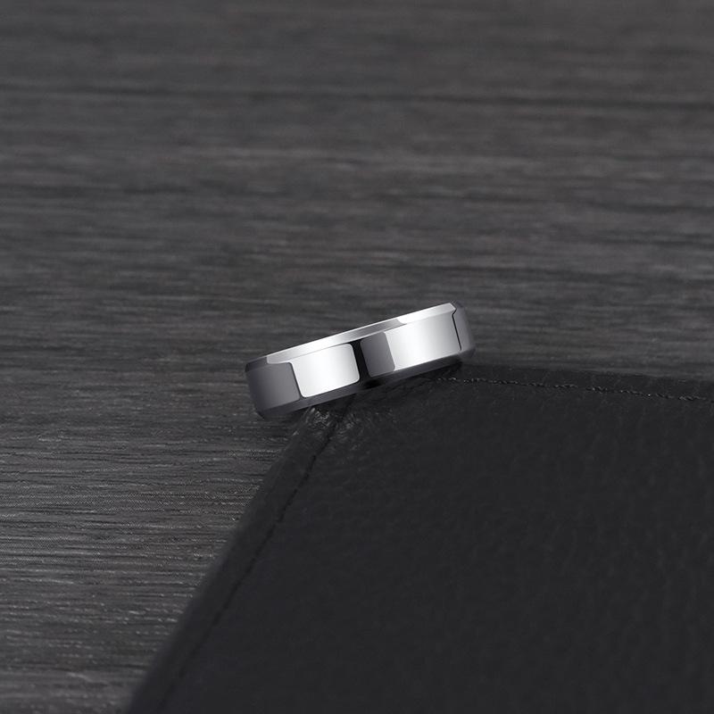 Glanzende Titanium Stalen Gepersonaliseerde Ring voor Mannen - Kleurvast, Trendy, Eenvoudige Mode Sieraden voor de Wijsvinger