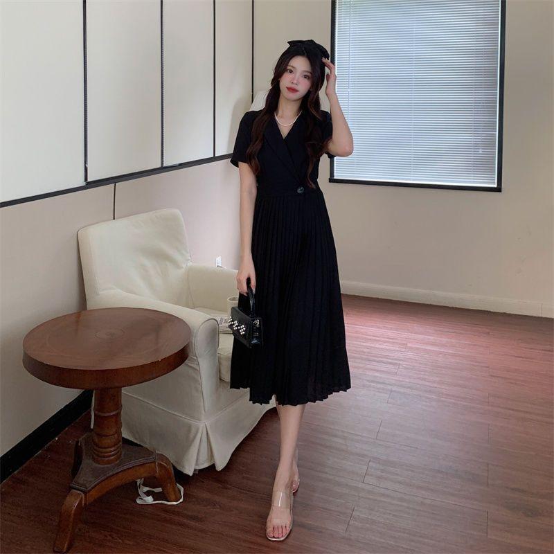 Large size women's suit collar apricot pleated dress women's French temperament waist and thin long skirt