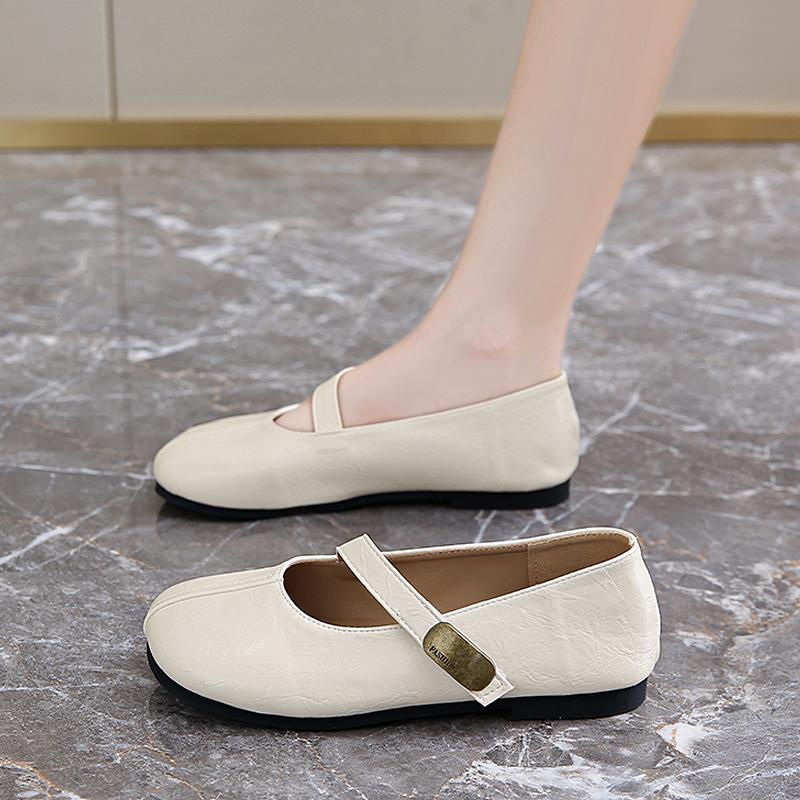 

French ballet flat shoes women s summer 2025 new models with skirts Mary Jane shoes ladyshoes Doudou shoes evening shoes 35