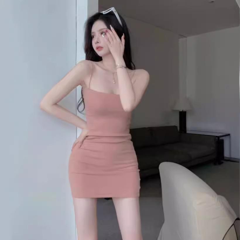 French Spice Girl Sexy Suspender Dress Women's 2026 Summer Design Sense Skinny Buttocks Short Skirt