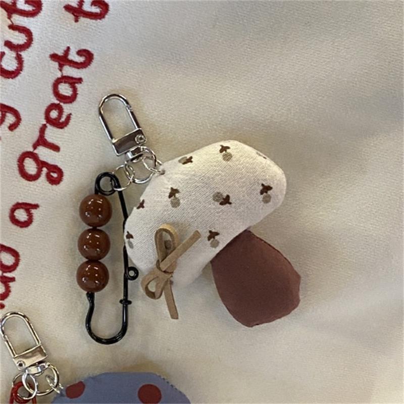 Creative Funny Fabric Mushroom Beaded Keychain Pendant Phone Chain Bag Hanging Ornament Backpack Charms Keyring Accessories Gift