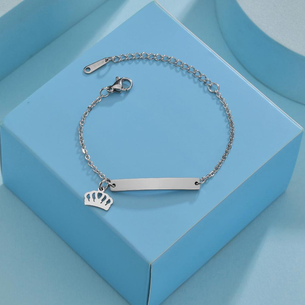 Atoztide Personalized Engrave Baby Name Heart Star Butterfly Date Bracelet Stainless Steel for Women Kid Link Chain Jewelry Gift