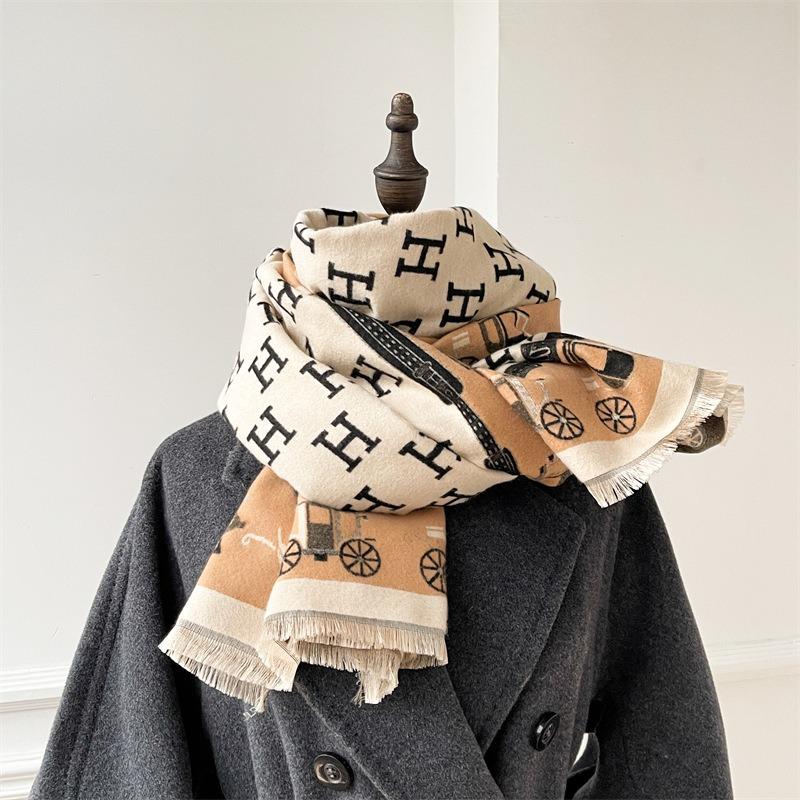 Retro carriage warm shawl fashion letter imitation cashmere double-sided decorative scarf autumn and winter with thickened scarf
