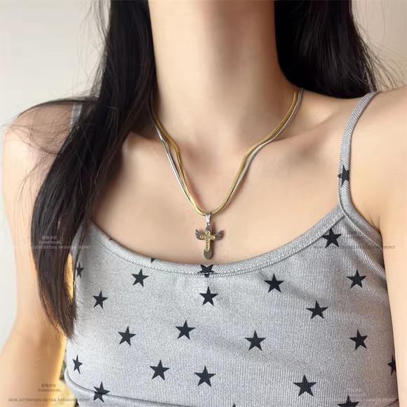 Retro Spicy Girl Butterfly Punk Leather Choker Necklace