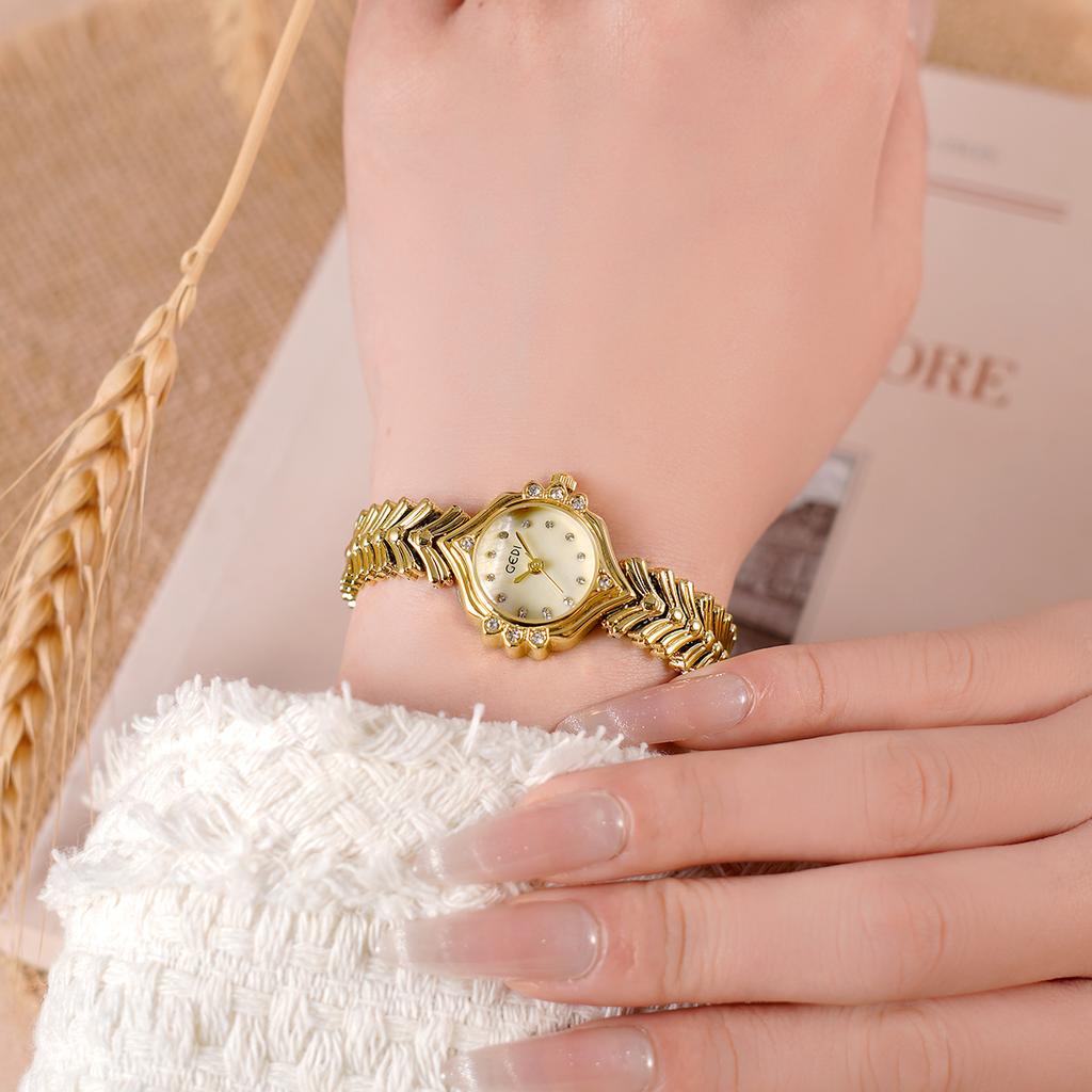 Women Watch Diamonds Mother Pearl Wheat Ear Fish Tail Bracelet Light Luxury High-end Waterproof Ladies Fashion Quartz Wristwatch