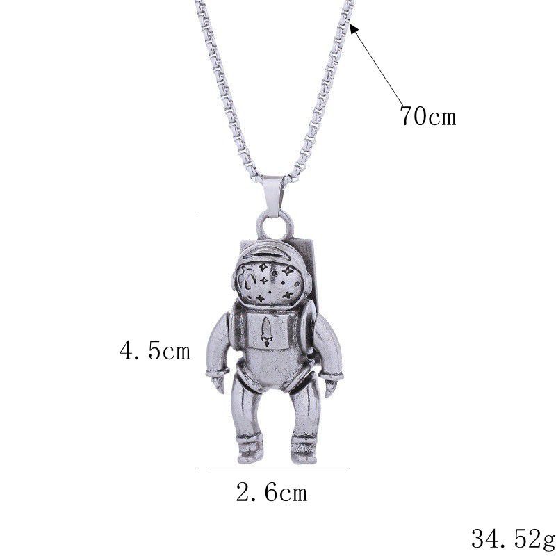 Astronaut Necklace for Men, Portable Astronaut Pendant, Versatile Accessory for Women