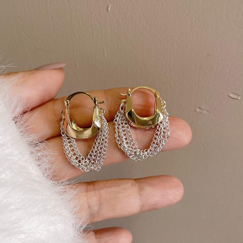 Retro Roman Tassel Silver Chain Stud Earrings - Minimalist, Cool, New Style for Women