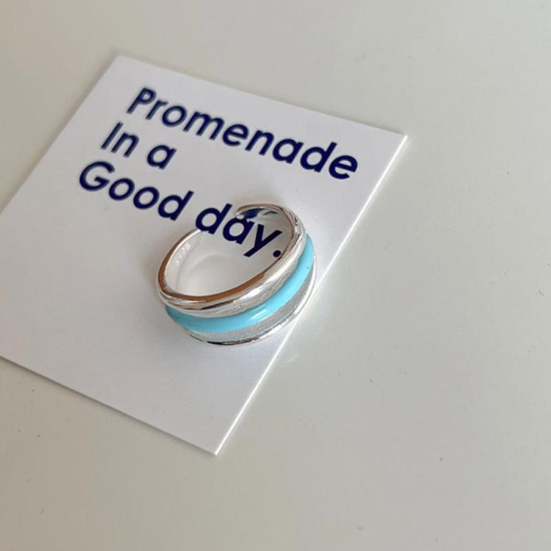 טבעת צבעונית רב-שכבתית מזוגגת שיקית לנשים: עיצוב אצבע מורה אופנתי, אישי וניתן לערימה