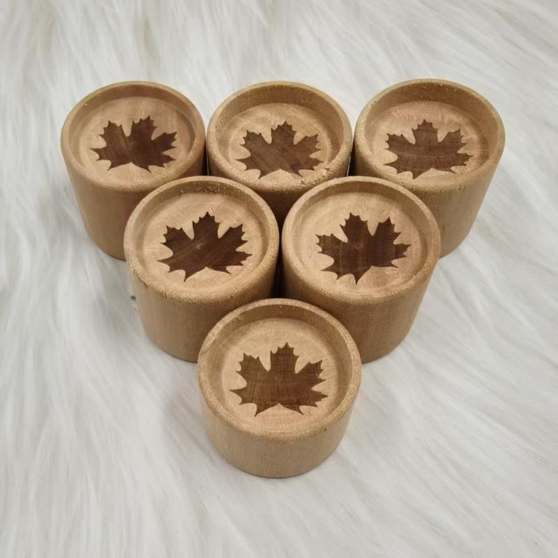Slowly Volatile Expanded Fragrant Wood Maple Leaf Pattern Wooden Essential Oil Diffuser Aromatherapy Inhaler Desktop Ornament