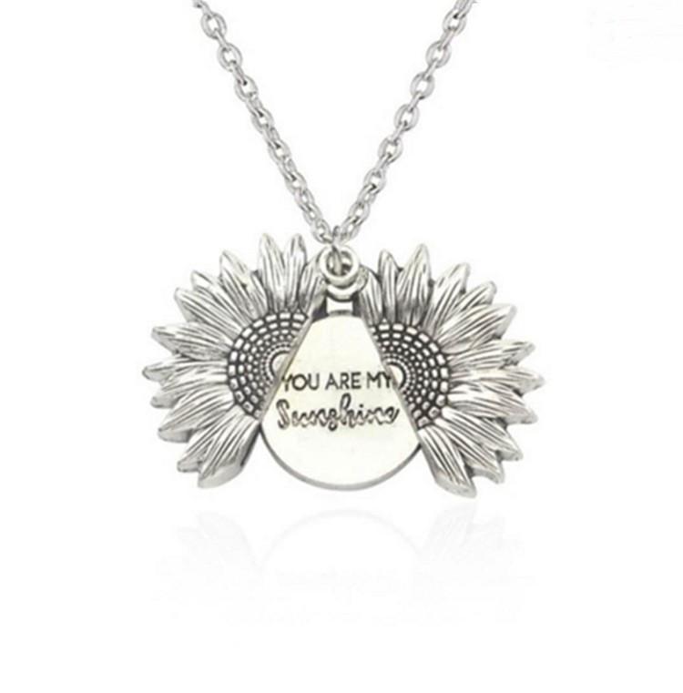 Accessories, Blue Purple Crystal Heart Collarbone Chain Fashion Two-Tone Necklace Summer Fresh Girl