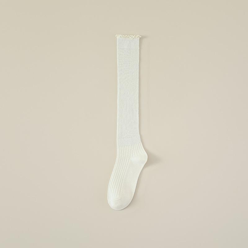 

Ladies Autumn and Winter Cotton Thin Sweet Wooden Ear Side Calf Pile Socks 1 pair молочный белый