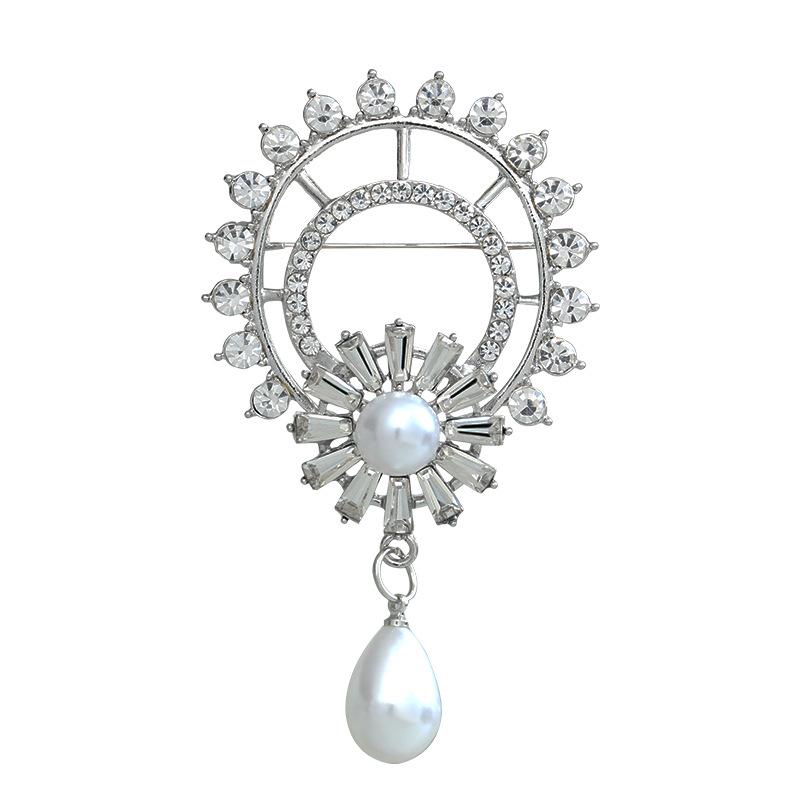 Suit brooch high-end light luxury Ferris wheel niche corsage pin hanging beads with jewelry
