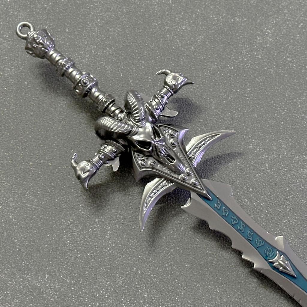 Warcraft WOW Peripheral Lich King Shadow of Sorrow Frostmourne Weapon Model Metal Toy Ornament Sending Children To Friends