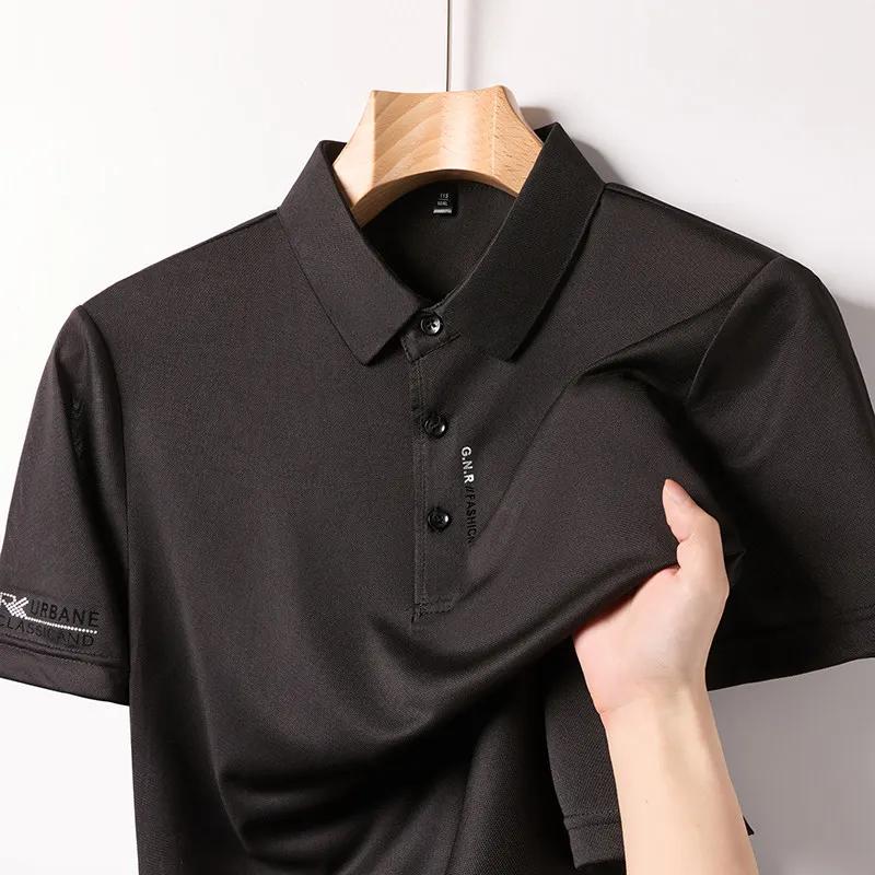Men's Business Casual Short Sleeved Shirt with Badge Solid Color Polo Shirt Fashionable Breathable Comfortable Versatile Top