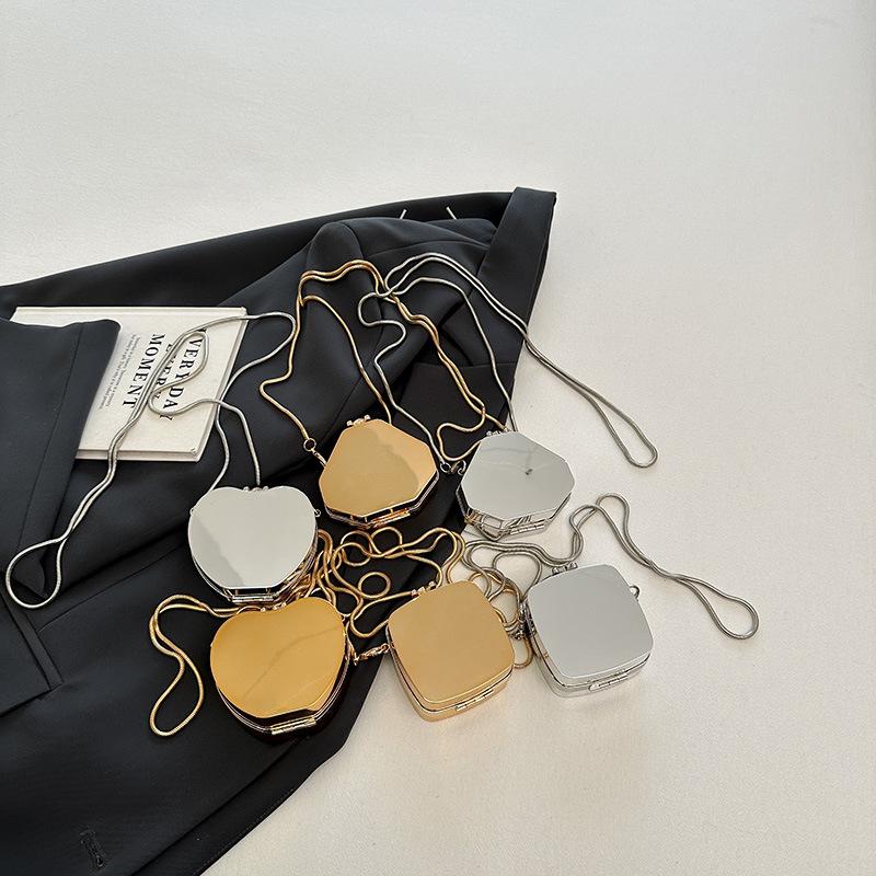 Mini Love Small Bag Women's 2025 New European and American Fashion Glossy Shoulder Chain Crossbody Acrylic Mouth Red Envelope