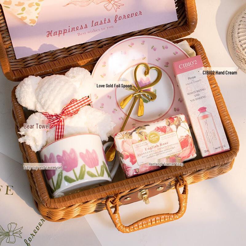 Women s Day Retro Rattan Gift Basket Tulip Package C