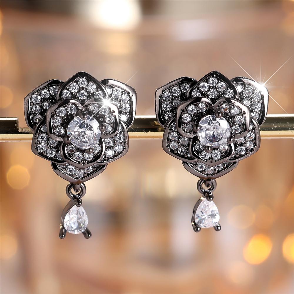 

Cute Female Crystal White Black Zircon Flower Stud Earrings Vintage Silver Color Party Wedding Jewelry For Women
