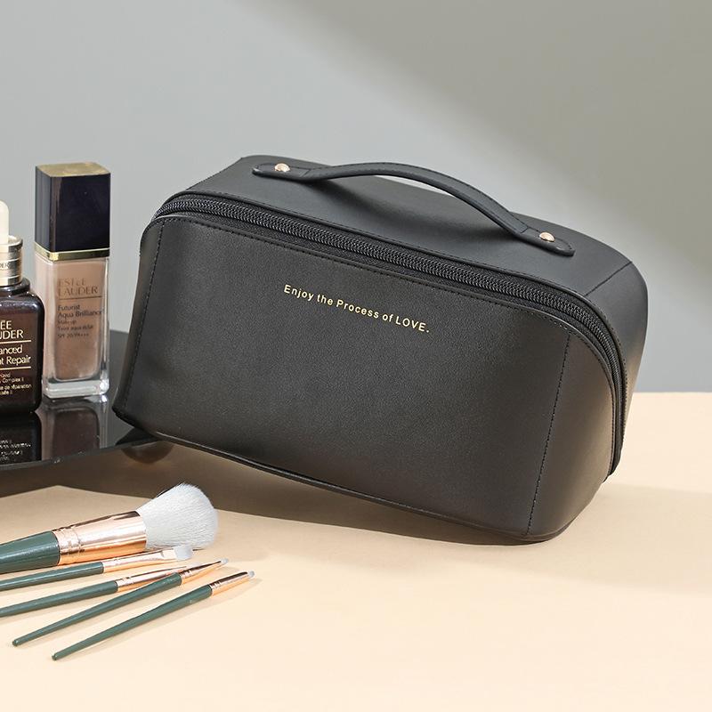 Magnetic standing makeup bag, portable for outdoor use, large capacity partitioned storage, makeup storage bag, toiletry bag