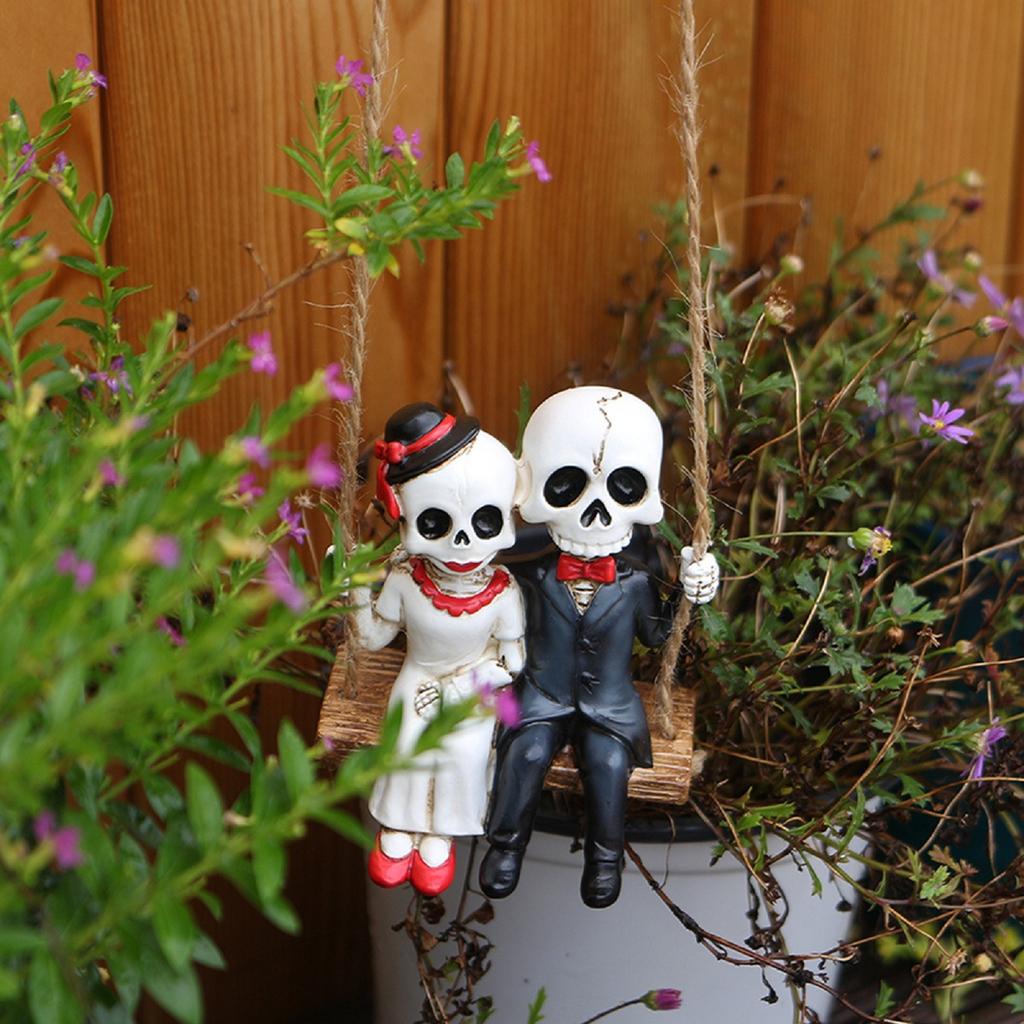 Halloween Skeleton Couple Swinging Resin Pendant Outdoor Courtyard Bonsai Home Decoration Set