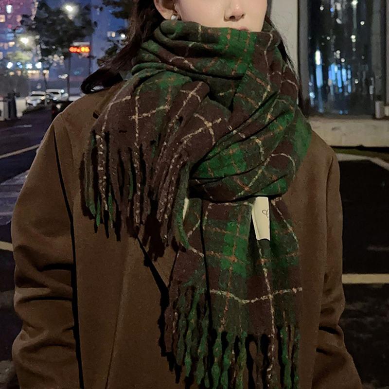 Autumn And Winter  Plaid Scarf For Women Korean Style Versatile Shawl Warm Christmas Wool Neck Scarf