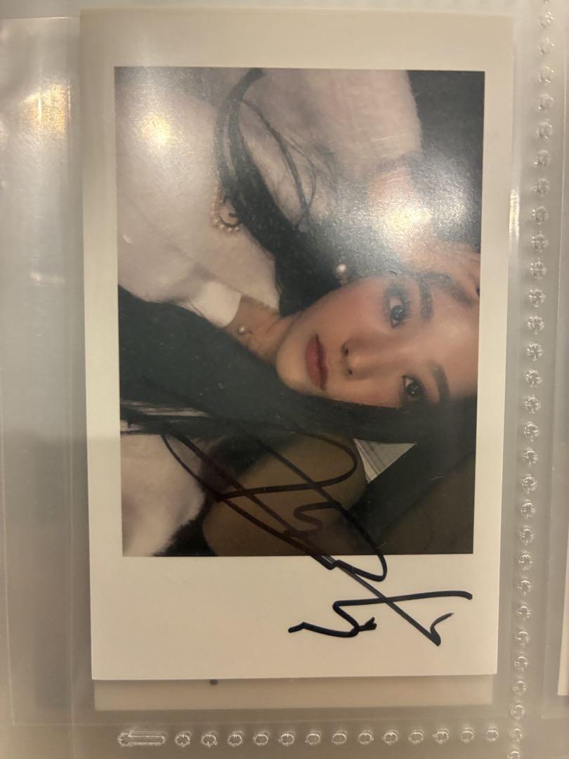

[USED] fromis_9 Limited Edition Saerom Autographed Polaroid Trading Card